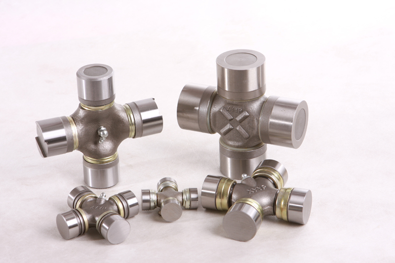 萬向(xiàng)節十字軸-0092萬(wàn)向節-φ57×152-鷹牌軸(zhou)承