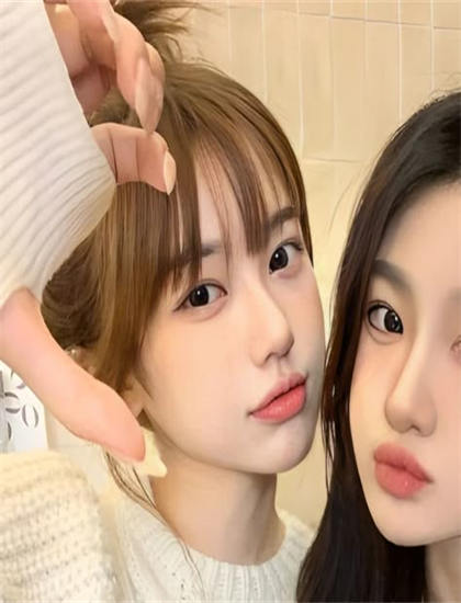 星月Show2018色彩运用精准解析：色调选择与情绪表达分析