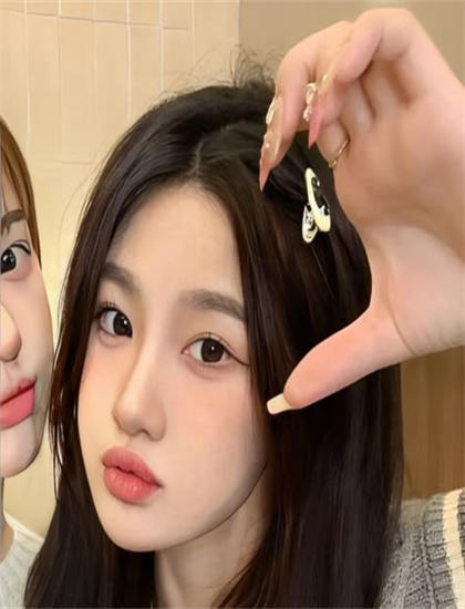 表演艺术解析：《真是一个小公主》的配角的精彩演绎与功能作用 理解角色塑造的艺术